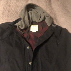 Men’s size small Van’s jacket. No tags but never worn.